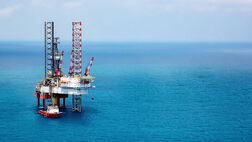 بازسازی دکل حفاری سحر 1 با همت متخصصصان داخلی