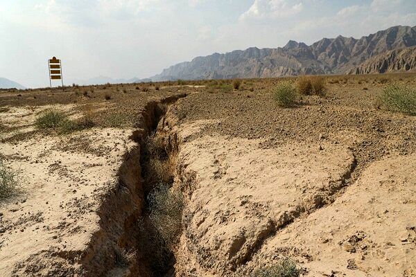 نرخ فرونشست در ۱۸ استان به ۱۰ سانتی‌متر در سال رسیده است