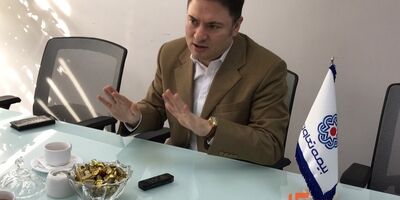 کمسیون اقتصادی مجلس به حذف مالیات بر ارزش افزوده توجه نشان نداد/ دریافت مالیات از بیمه نامه‌ها اشتباه است