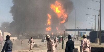 ۱۰۰۰ دستگاه کامیون در انفجار گمرک اسلام‌قلعه دچار حریق شدند