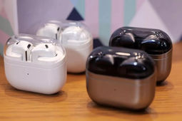 طراحی جدید گلکسی بادز 4 سامسونگ در One UI 8.5 فاش شد
