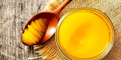 کاهش ۱۰ تا ۱۵ درصدی قیمت انواع روغن‌ نباتی
