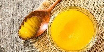 کاهش ۱۰ تا ۱۵ درصدی قیمت انواع روغن‌ نباتی
