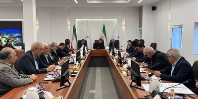 وزیر اقتصاد و مجموعه مدیریتی وزارت اقتصاد آماده همه گونه همکاری و کمک در جهت توسعه استان باظرفیت، مستعد و راهبردی بوشهر است
