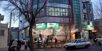 بازدید رئیس کل بیمه مرکزی از شعبه ممتاز بوشهر
