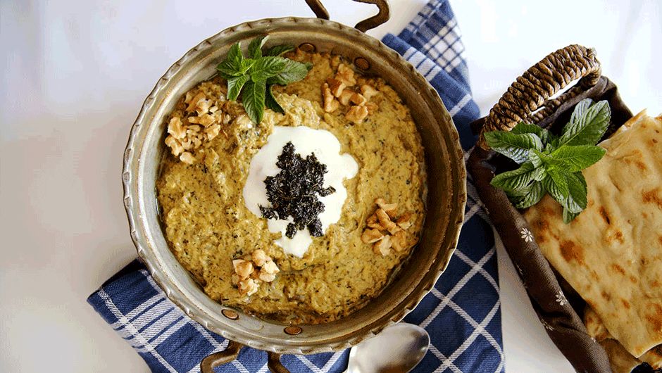 طرز تهیه کشک بادمجون مجلسی خوشمزه با یه دستور جدید