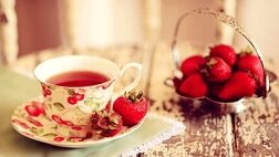 طرز تهیه دمنوش توت‌ فرنگی 
