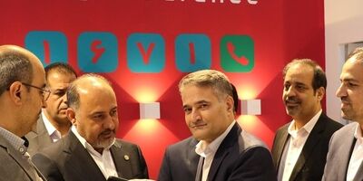 مسیر بیمه دی در حوزه دیجیتال هوشمندانه است
