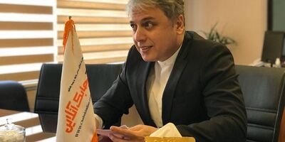 شرکت ها برای جلوگیری از غرق شدن از ادغام استفاده می کنند