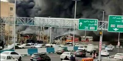آتش‌سوزی در انبار کارتن‌ خیابان انقلاب؛ ۲۴ نفر نجات یافتند
