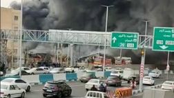 آتش‌سوزی گسترده در بازارچه جنت آباد/ آتش نشانان مشغول عملیات
