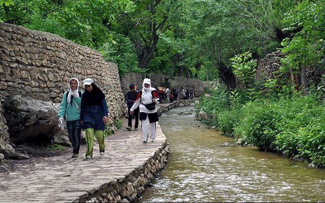 اخلمد؛ گردشگرپذیرترین روستای خراسان رضوی