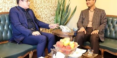 نشست مشترک مدیران عامل شرکت‌های بیمه دانا و اتکایی امین