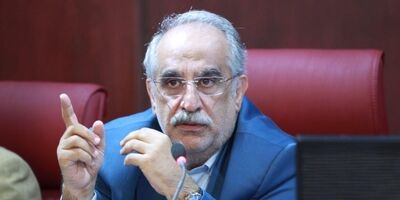 گمرک‌های کشور موظف به همکاری فوری با تولیدکنندگان شدند
