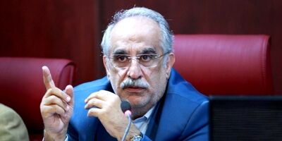 گمرک‌های کشور موظف به همکاری فوری با تولیدکنندگان شدند
