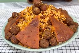 طرز تهیه گردو پلو ؛ غذای مجلسی شهر کرد 
