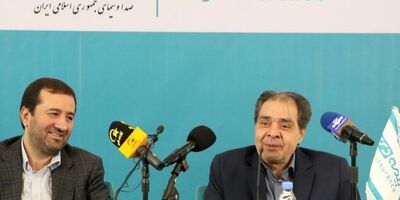 قرارداد مشارکت شرکت بیمه دی و صدا و سیما امضا شد
