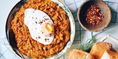 روش تهیه میرزا قاسمی با بادمجان کبابی و رب گوجه