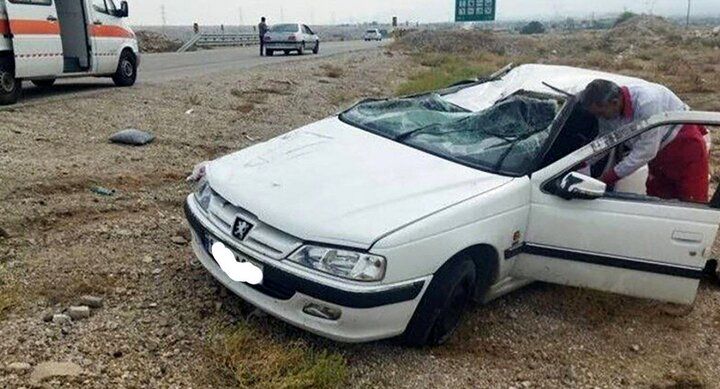 واژگونی پژو پارس در محور سرخه- آرادان؛ ۶ تبعه خارجی مصدوم شدند
