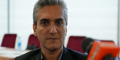 زنگ بورس برای واسپاری عصر اعتماد به صدا در آمد