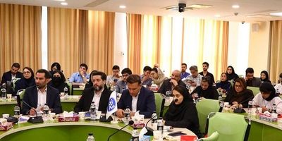 نخستین جایزه دوره ارزیابی هلدینگ‌های صندوق به سرمایه گذاری فرهنگیان رسید
