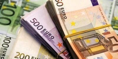 صادرکنندگان تا فردا برای رفع تعهد ارزی مهلت دارند