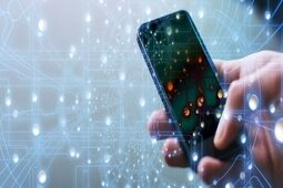 نرخ هر دقیقه مکالمه با تلفن همراه چقدر است؟
