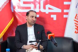 بانک تجارت با امضای الکترونیک در مصرف دو هزار متر مربع جنگل صرفه جویی کرد +فیلم