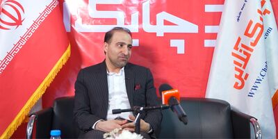 بانک تجارت با امضای الکترونیک در مصرف دو هزار متر مربع جنگل صرفه جویی کرد +فیلم