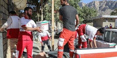 تلاش شبانه‌روزی برای خدمت‌رسانی به مناطق زلزله‌زده ادامه دارد