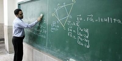 مشکل بیمه معلمان آنها را تا مجلس برد