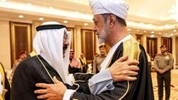 سفر امیر کویت برای افتتاح پالایشگاه جدید نفت و پتروشیمی درکشور عمان