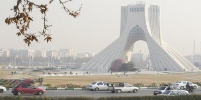 هوای تهران آلوده است؛ ۳ ایستگاه در وضعیت قرمز
