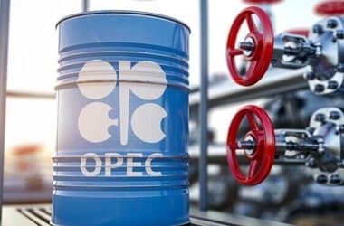 اوپک پلاس مشغول بررسی افزایش تولید نفت شد
