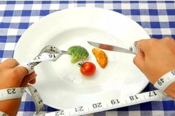 آیا رژیم‌های غذایی بسیار کم‌کالری بی‌خطرند؟
