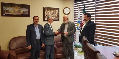 بیمه ایران بیمه مسئولیت جهادگران سلامت را تقبل کرد