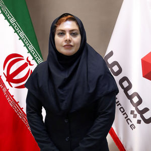سارا فرزانه