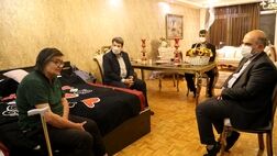 عیادت رئیس سازمان سینمایی و مدیرعامل صندوق اعتباری هنر از «رضا رویگری»
