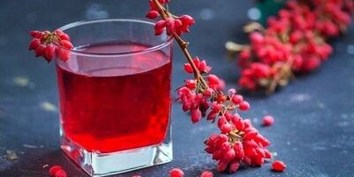 شربت زرشک از بروز سکته‌های قلبی و مغزی جلوگیری می‌کند