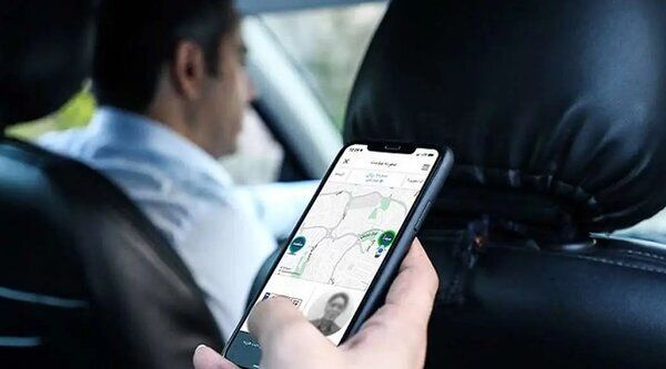 چرا تاکسیهای اینترنتی محبوب شدند؟