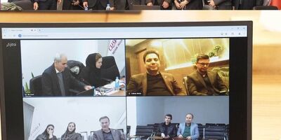 تجلیل از قدیمی‌ترین کارگزاران نمایندگان بیمه نوین به مناسبت نوزدهمین سالروز تأسیس شرکت