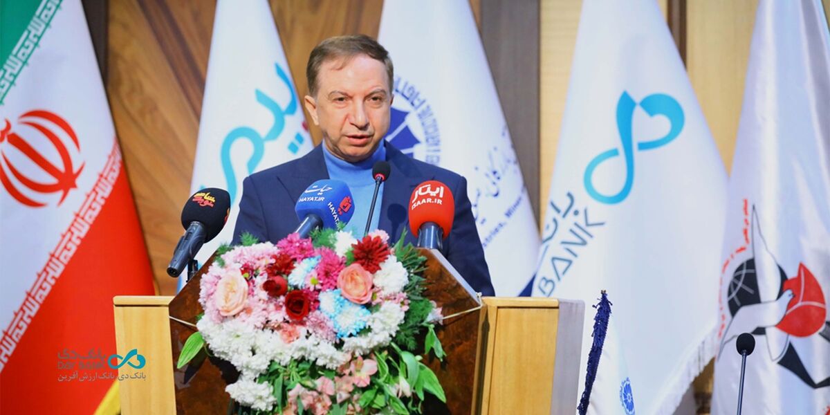 کارت هوشمند نخبگان اقتصادی خدمتی متمایز برای فعالان اقتصادی شاهد و ایثارگر

