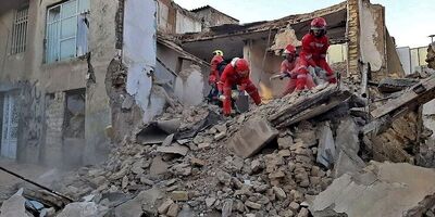 ریزش ساختمان ۴ طبقه در کرمانشاه