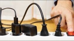 دو مناقصه  اخیر برای  انتخاب شرکت بیمه‌ گر صنعت برق بی نتیجه بود