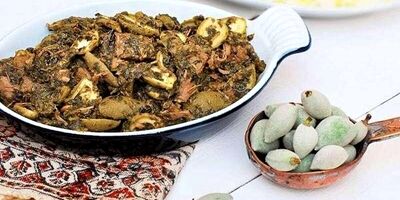 طرز تهیه خورش چغاله بادام
