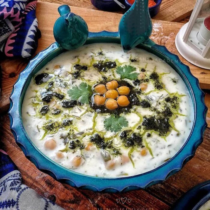 طرز تهیه آش دوغ سرعین ؛ طعمی به یاد ماندنی از دیار اردبیل