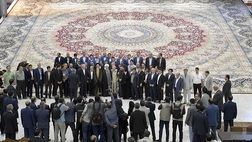 تنها 5 نفر در کارگاه بافنده بزرگترین فرش دستباف جهان بیمه هستند