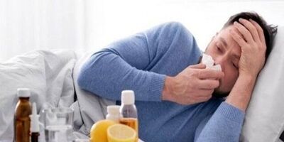 بیمار مبتلا به آنفلوانزا با چه علائمی باید به پزشک مراجعه کند