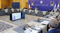تسلط بانک مرکزی در بازار ارز بیشتر می‌شود / ریال برون‌مرزی با روسیه به زودی عملیاتی می‌شود