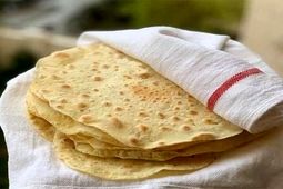 طرز تهیه نان برنجی گیلان
